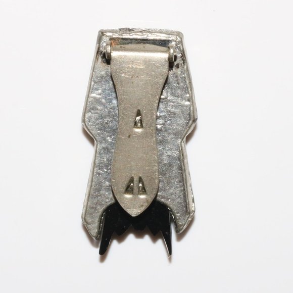 Black and Clear Rhinestone Shirt Dress Clip - Picture 3 of 9